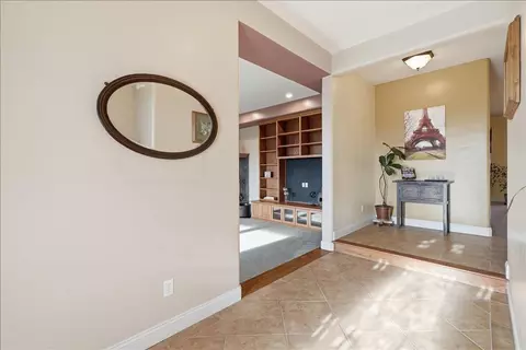 Entry Way - 5525 Green Valley Rd, Placerville, CA 95667 photo 1 of 2