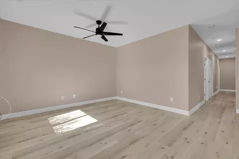 Living - 4581 Meadow Way, Olivehurst, CA 95961 photo 2 of 6