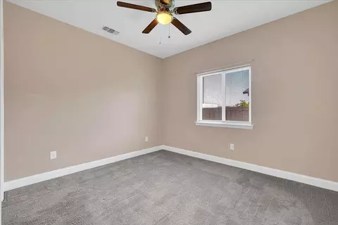 Bedroom - 4581 Meadow Way, Olivehurst, CA 95961 photo 7 of 9