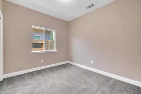 Bedroom - 4581 Meadow Way, Olivehurst, CA 95961 photo 5 of 9