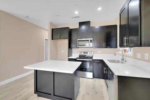 Kitchen - 4581 Meadow Way, Olivehurst, CA 95961 photo 1 of 3