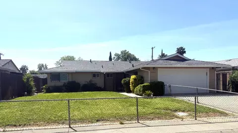 4004 Heather Hl, North Highlands, CA 95660