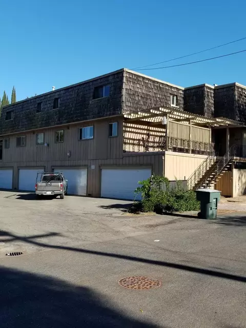 2004 Grange Ave, Stockton, CA 95204