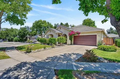 2365 Geary St, West Sacramento, CA 95691