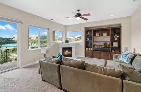 Living - 142 Athena Dr #27, Copperopolis, CA 95228 photo 4 of 7