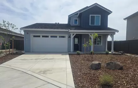1351 Winterhart Ct, Galt, CA 95632