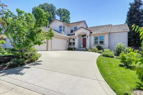 8484 Cobble Creek Ln, Orangevale, CA 95662