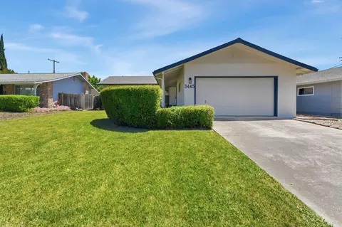 3445 Rosemont Dr, Sacramento, CA 95826