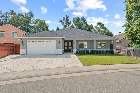 502 Robin Ct, Ione, CA 95640