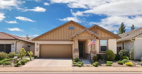 2708 Chardonnay Ln, Lodi, CA 95242