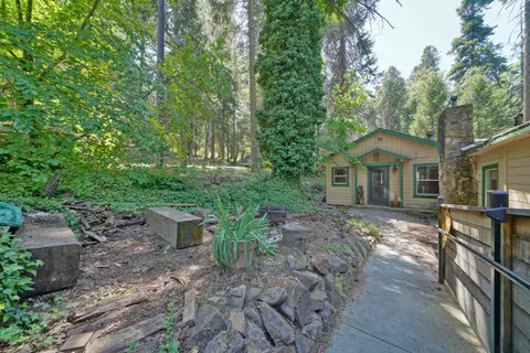 Exterior - 6929 Split Bend Rd, Pollock Pines, CA 95726 photo 3 of 8