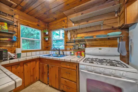 Kitchen - 6929 Split Bend Rd, Pollock Pines, CA 95726 photo 2 of 4