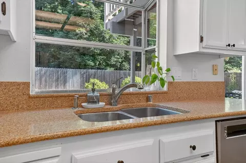 Kitchen - 122 Goodell Rd, Folsom, CA 95630 photo 2 of 5