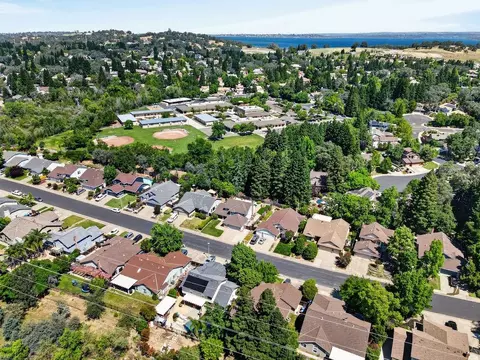 View/Area - 122 Goodell Rd, Folsom, CA 95630 photo 4 of 7