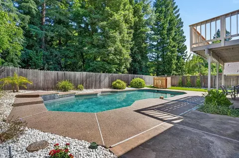 Exterior - 122 Goodell Rd, Folsom, CA 95630 photo 6 of 14