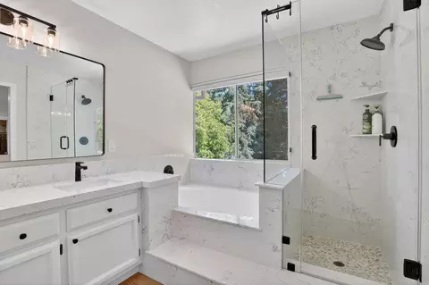 Bath - 122 Goodell Rd, Folsom, CA 95630 photo 5 of 9