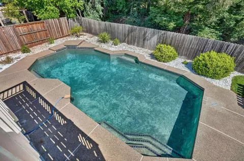 Exterior - 122 Goodell Rd, Folsom, CA 95630 photo 12 of 14