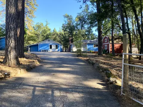 14405 Talking Pines Rd, Grass Valley, CA 95945