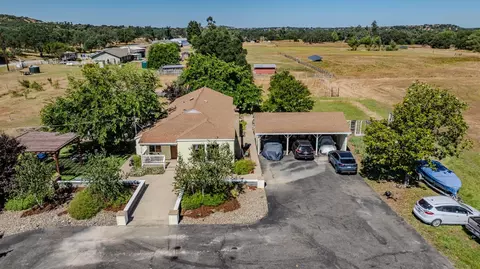 5726 Pettinger Rd, Valley Springs, CA 95252