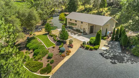 7460 Fairplay Rd, Somerset, CA 95684