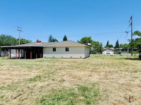 Exterior - 1946 16th St, Olivehurst, CA 95961 photo 12 of 14