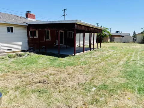 Exterior - 1946 16th St, Olivehurst, CA 95961 photo 10 of 14