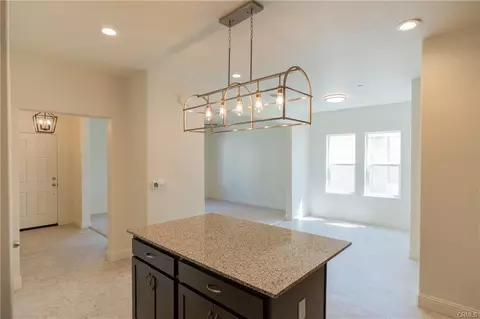 Entry Way - 184 Montage Dr, Merced, CA 95348 photo 5 of 10