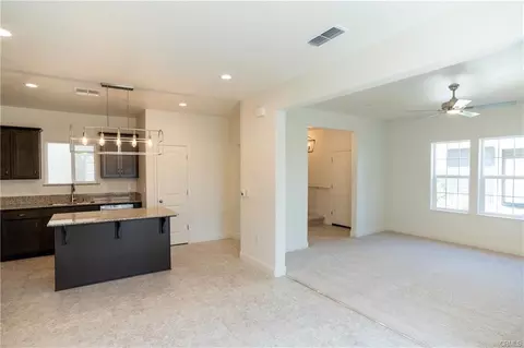 Entry Way - 184 Montage Dr, Merced, CA 95348 photo 4 of 10