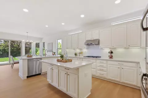 2240 Prairie View Ln, Lincoln, CA 95648