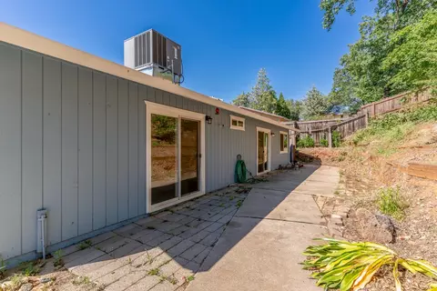 Exterior - 2757 Spear St, Placerville, CA 95667 photo 4 of 8