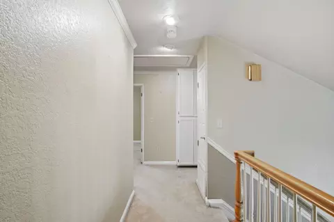 Entry Way - 2533 Merle Ave, Modesto, CA 95355 photo 2 of 2