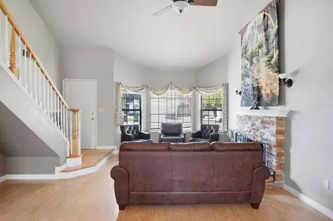 Living - 2533 Merle Ave, Modesto, CA 95355 photo 1 of 3