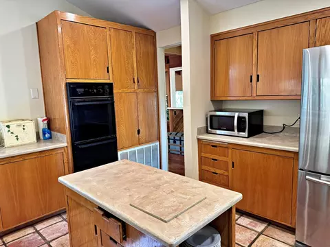 Kitchen - 4181 Thunderbird Ln, Rescue, CA 95672 photo 5 of 6