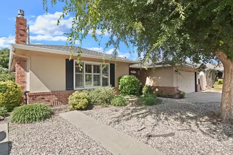 Exterior - 819 Sylvia Dr, Lodi, CA 95240 photo 4 of 13