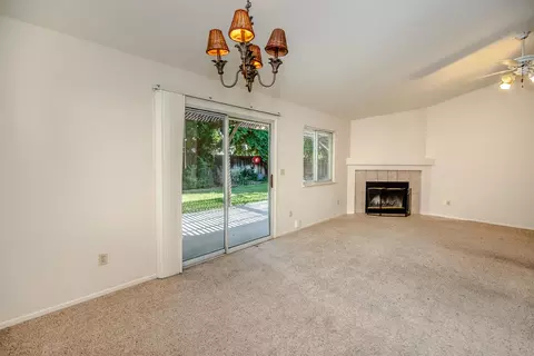 Living - 105 Colby Ln, Winters, CA 95694 photo 7 of 7