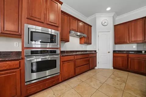 Kitchen - 66 Argonaut Dr, Copperopolis, CA 95228 photo 4 of 8