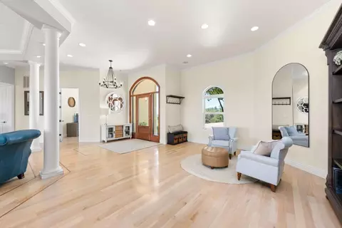 Entry Way - 6881 Sagittarius Dr, Placerville, CA 95667 photo 3 of 4