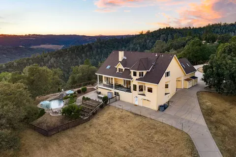 Exterior - 6881 Sagittarius Dr, Placerville, CA 95667 photo 5 of 18