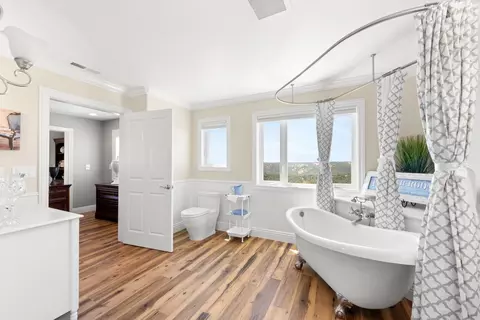 Bath - 6881 Sagittarius Dr, Placerville, CA 95667 photo 10 of 11