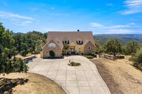 Exterior - 6881 Sagittarius Dr, Placerville, CA 95667 photo 7 of 18