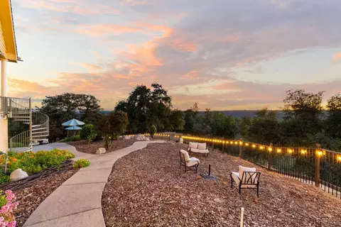 Exterior - 6881 Sagittarius Dr, Placerville, CA 95667 photo 14 of 18