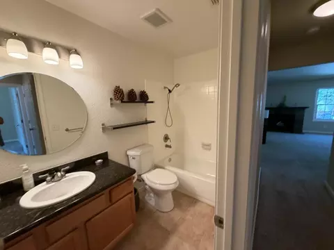 Bath - 7131 Stella Ln #34, Carmichael, CA 95608 photo 1 of 7