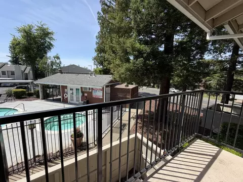 Exterior - 7131 Stella Ln #34, Carmichael, CA 95608 photo 4 of 14