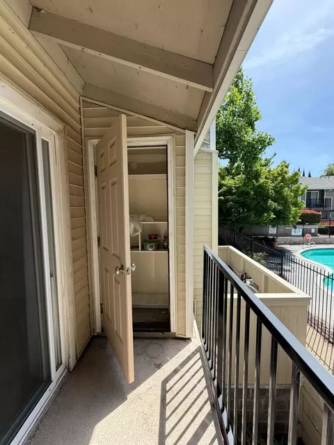 Exterior - 7131 Stella Ln #34, Carmichael, CA 95608 photo 5 of 14