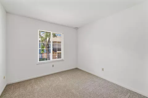 3928 Oak Villa Cir, Carmichael, CA 95608 photo 14