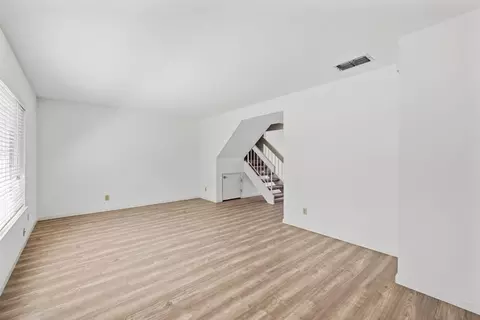 3928 Oak Villa Cir, Carmichael, CA 95608 photo 28