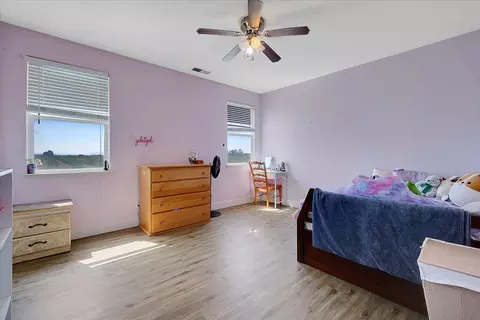 Bedroom - 9654 Cannon Way, Live Oak, CA 95953 photo 4 of 8