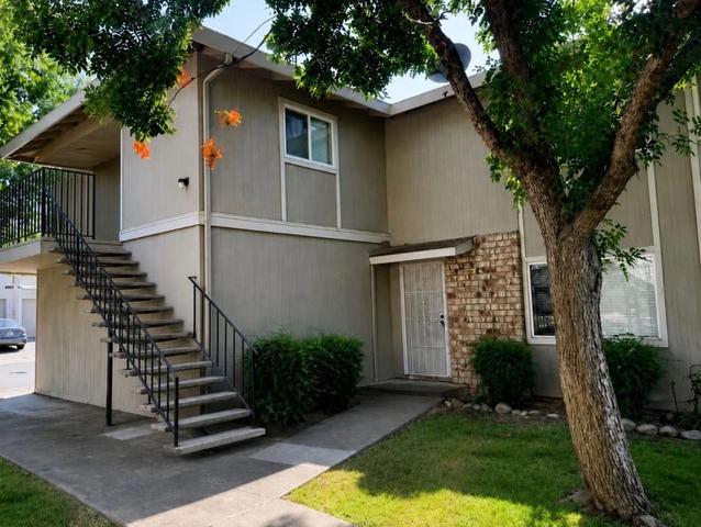5816 Shadow Creek Dr #3, Sacramento, CA 95841