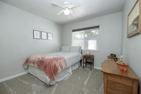 Bedroom - 230 Meyenberg Ave, Ripon, CA 95366 photo 4 of 5