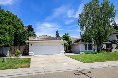 Exterior - 230 Meyenberg Ave, Ripon, CA 95366 photo 2 of 14